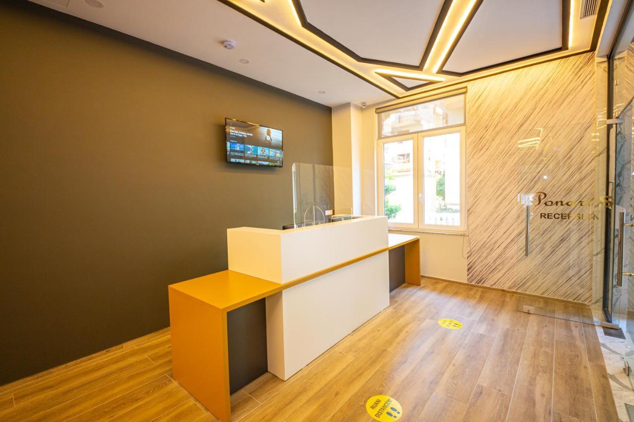 Ponari S Hotel Kryemëdhej Bagian luar foto