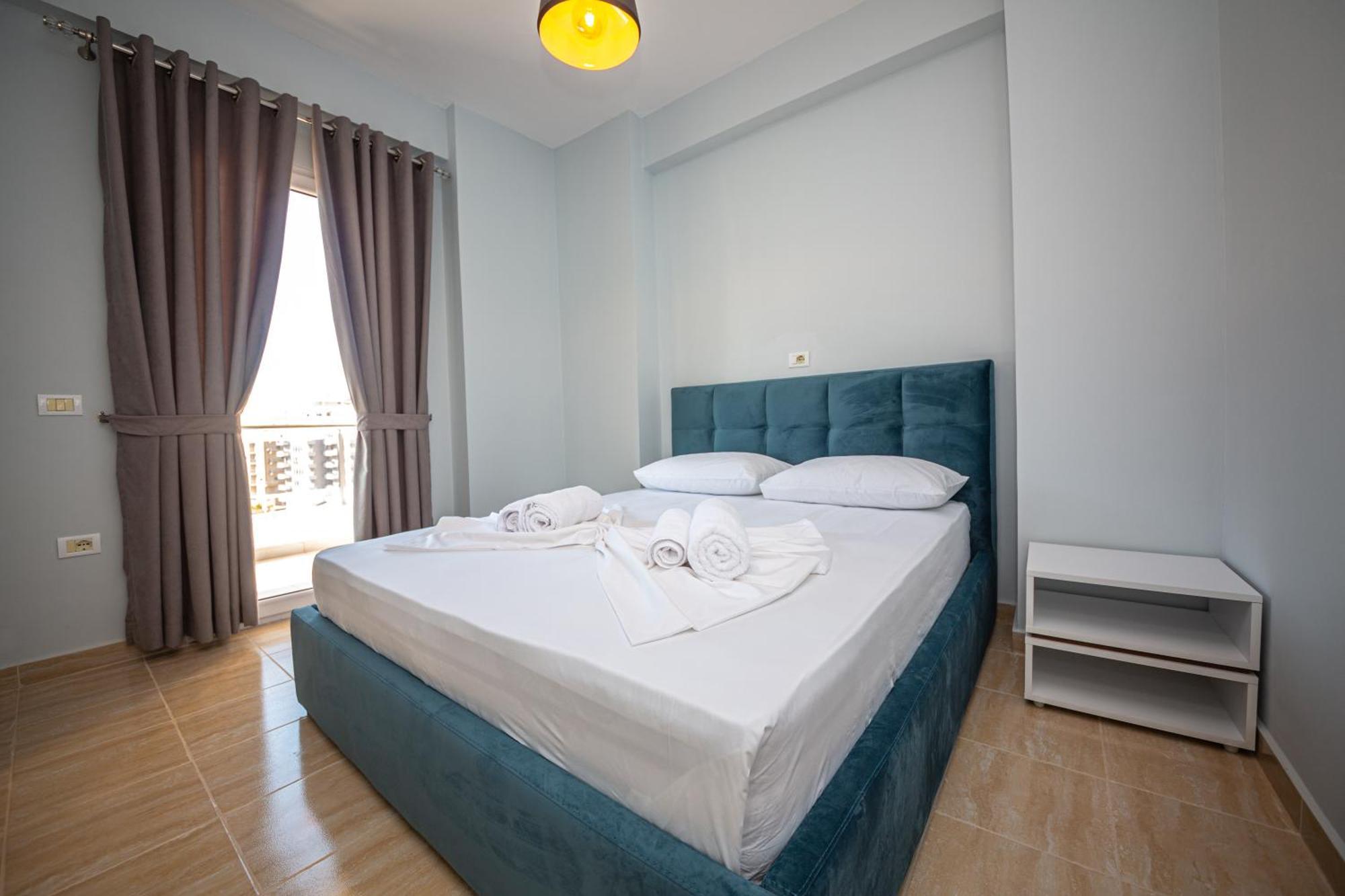 Ponari S Hotel Kryemëdhej Ruang foto