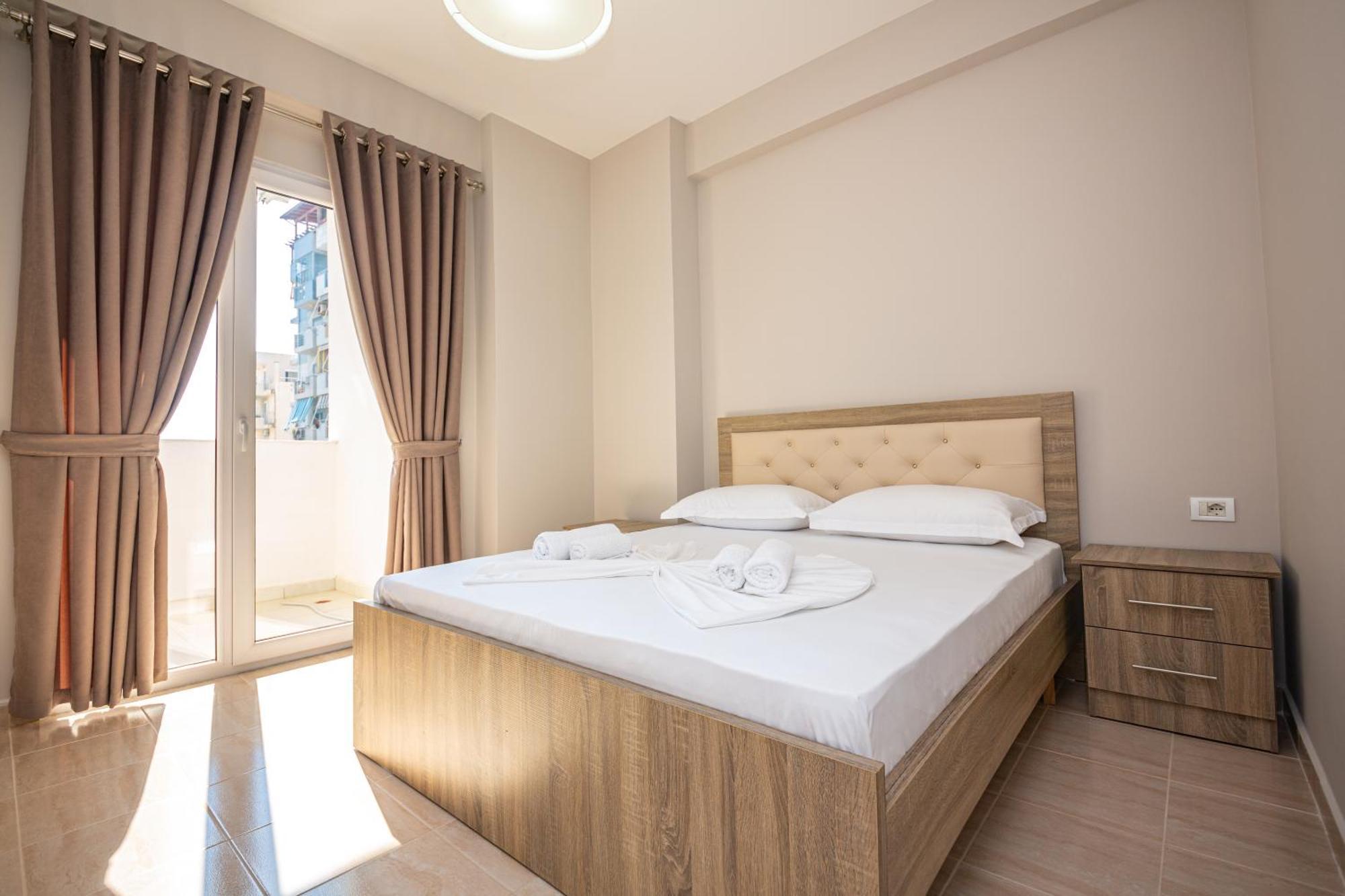 Ponari S Hotel Kryemëdhej Ruang foto