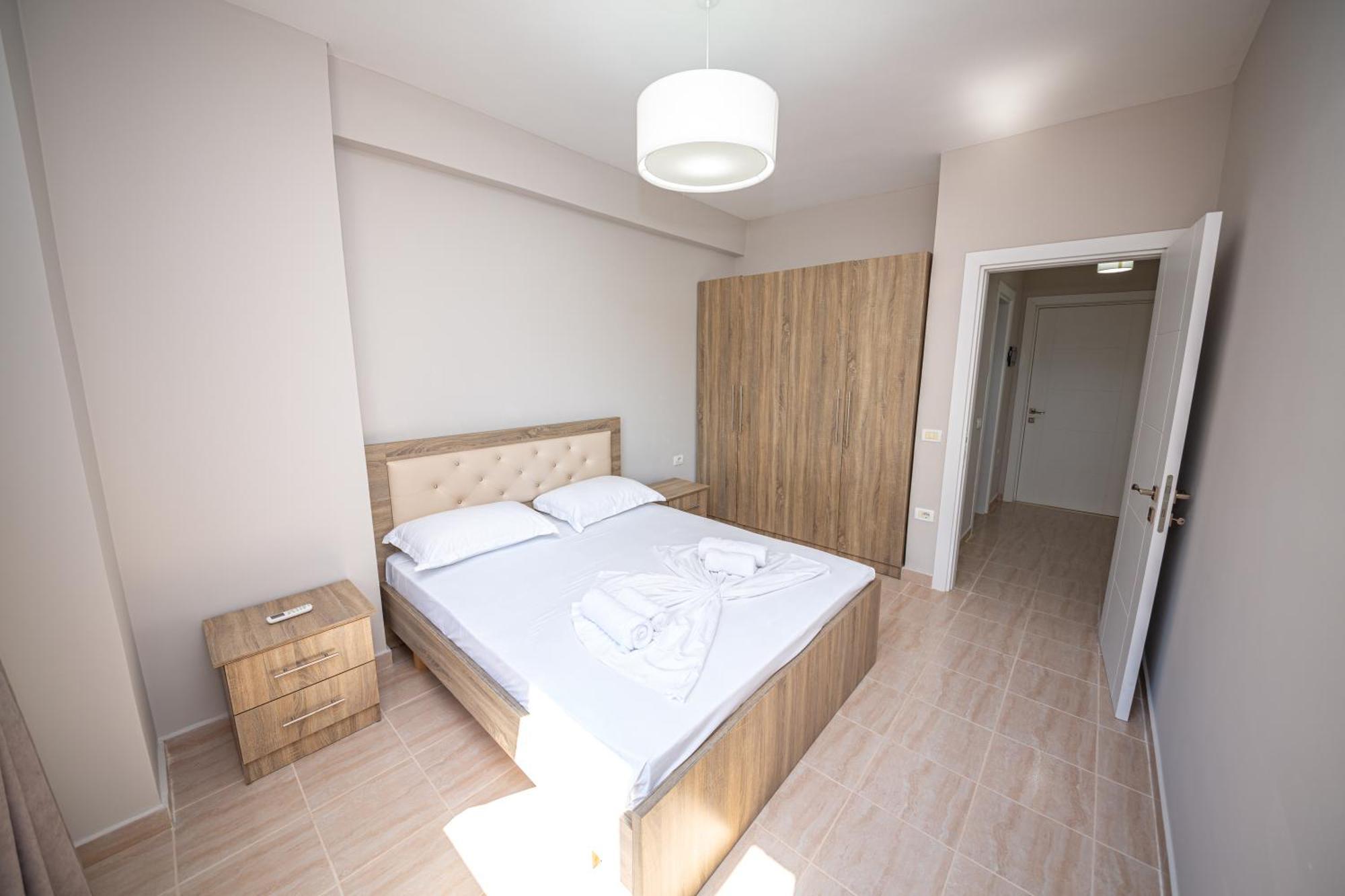 Ponari S Hotel Kryemëdhej Ruang foto