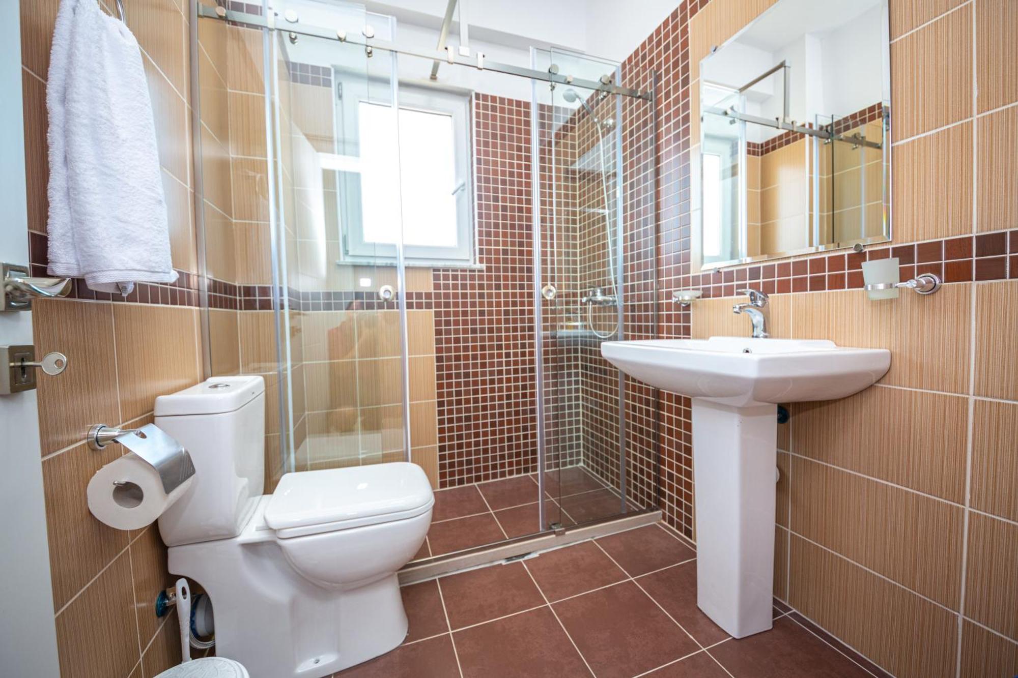 Ponari S Hotel Kryemëdhej Ruang foto