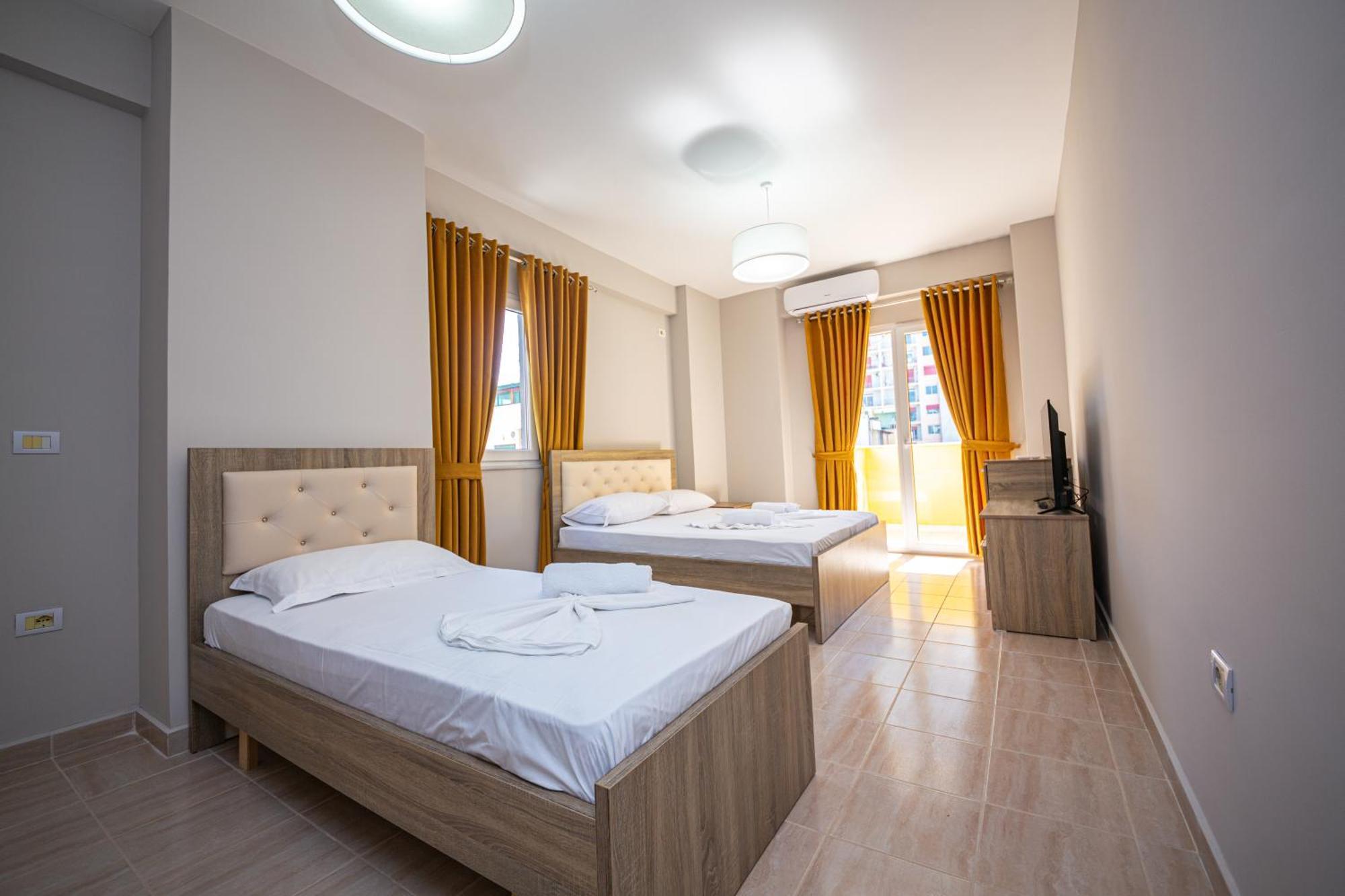 Ponari S Hotel Kryemëdhej Ruang foto