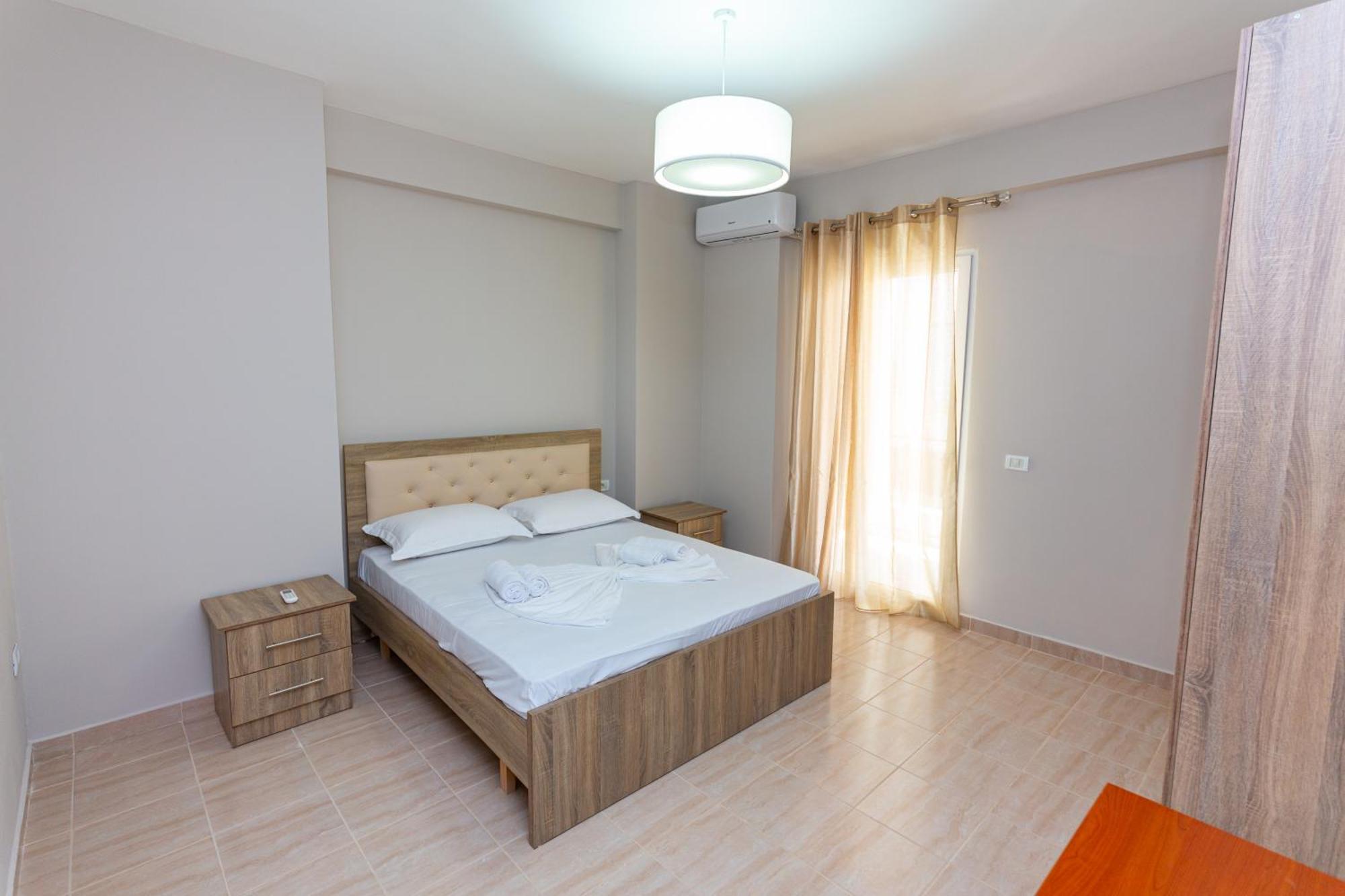 Ponari S Hotel Kryemëdhej Ruang foto