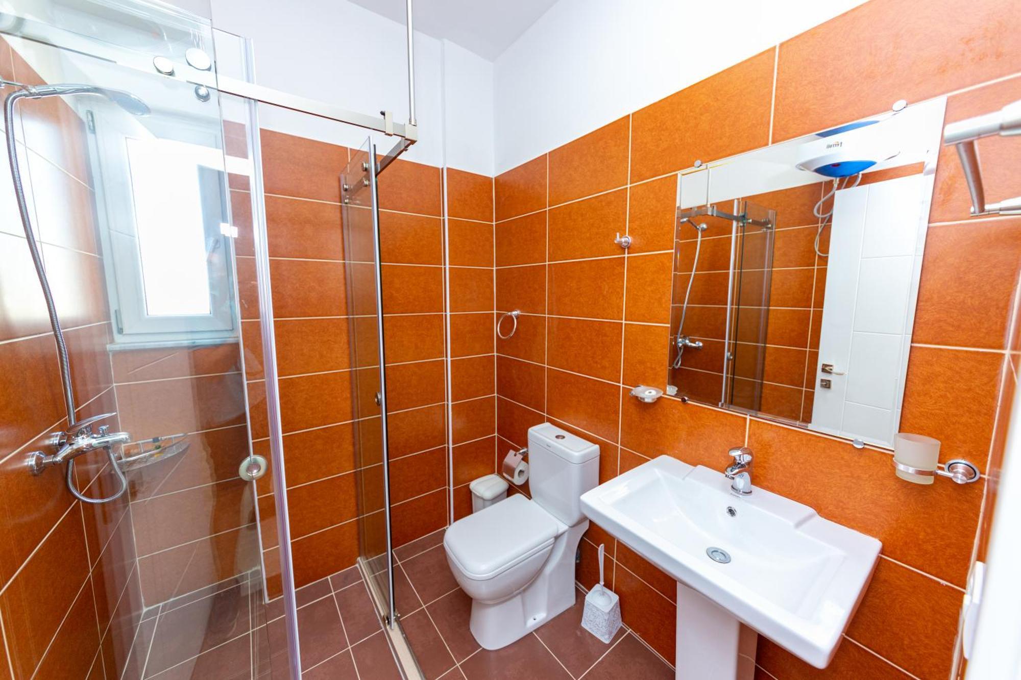 Ponari S Hotel Kryemëdhej Ruang foto