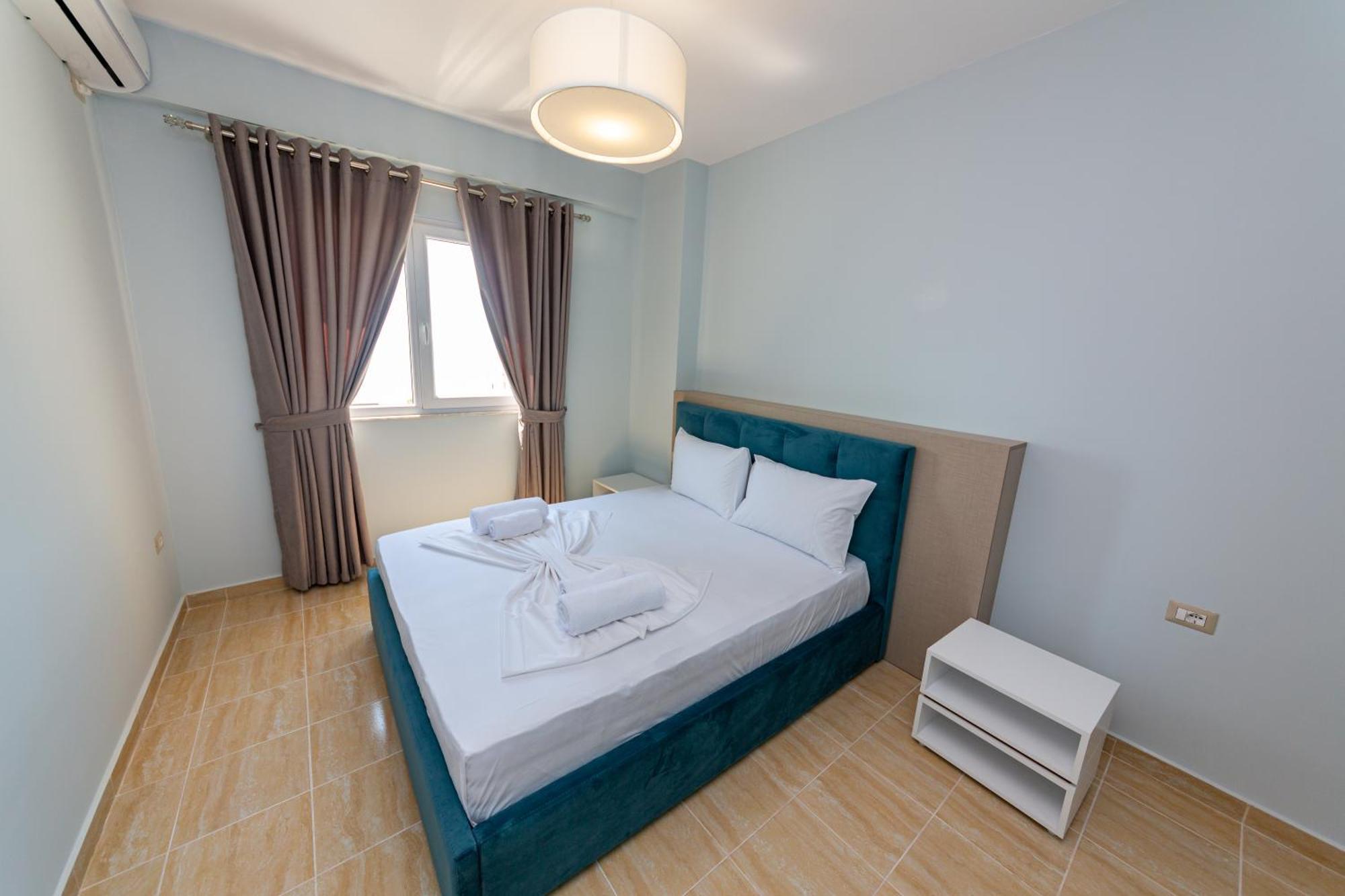 Ponari S Hotel Kryemëdhej Ruang foto