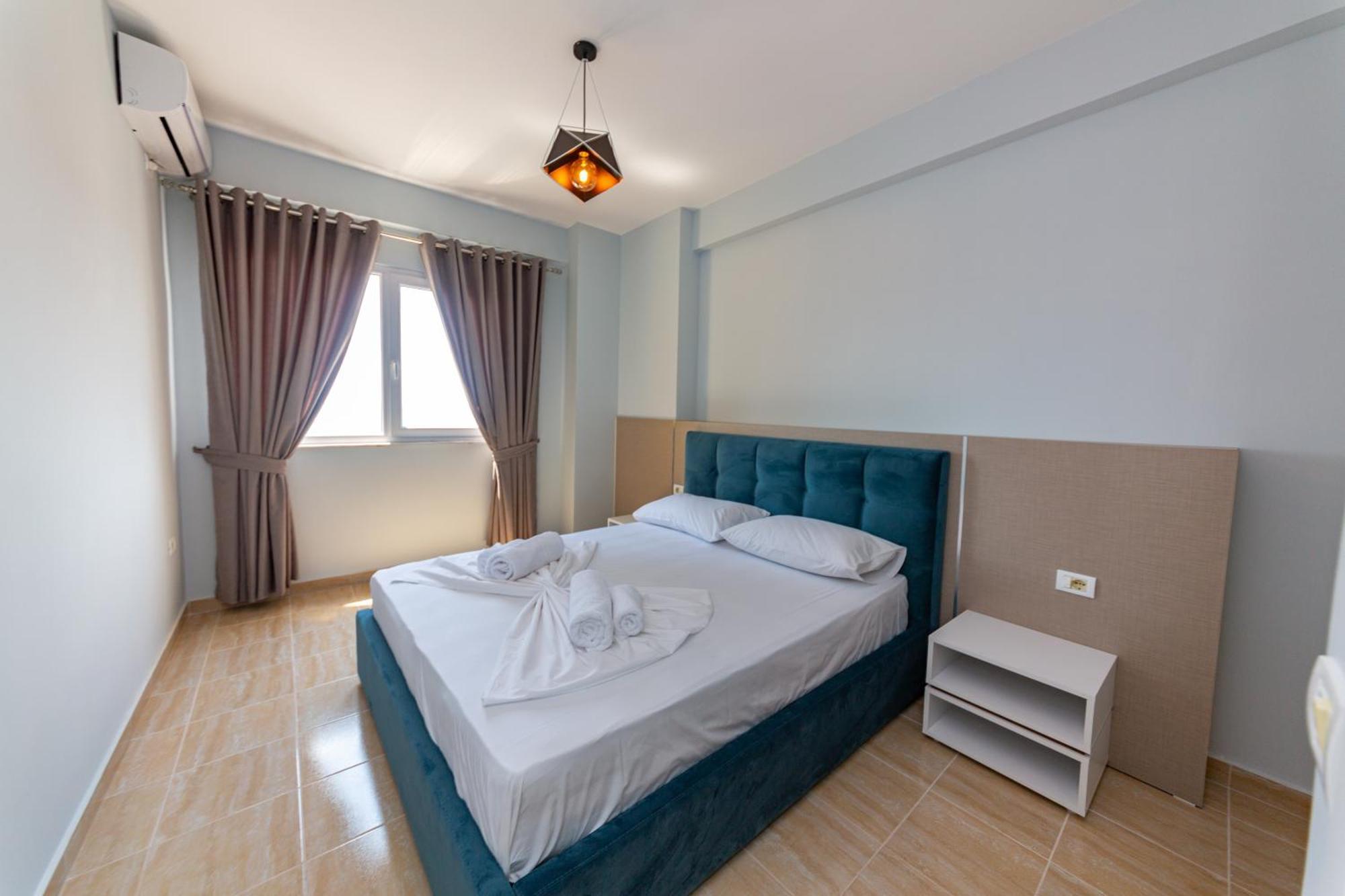 Ponari S Hotel Kryemëdhej Ruang foto